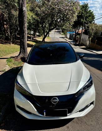 NISSAN LEAF B12P 40 ELÉTRICO NISSAN LEAF B12P 40 ELÉTRICO